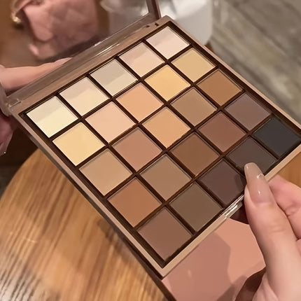 25-Color Eyeshadow Palette