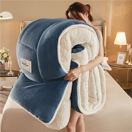 All-Season Quilted Comforter Insert - Soft & Breathable Down Alternative