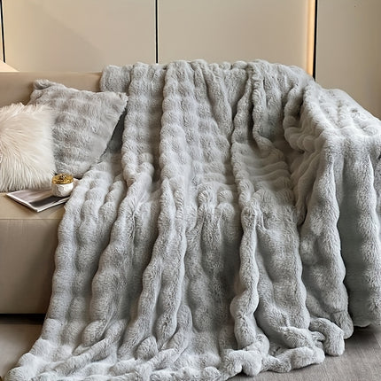Cozy Bubble Rabbit Plush Blanket - All-Season Comfort