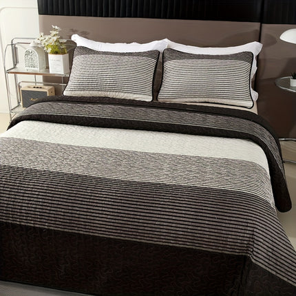 Striped Quilted Bedspread Set - Chic & Cozy Design