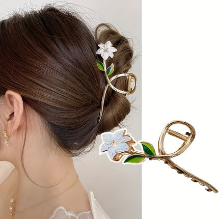 Trendy Strawberry Hair Claw – Stylish Metal Clip