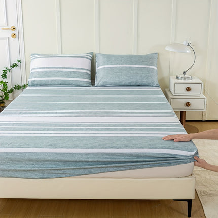 Striped Print Bedding Set - Soft, Comfortable All-Season Set