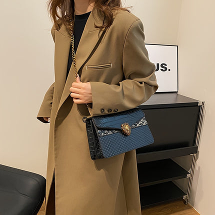 Classic Lion Button Mini Chain Bag