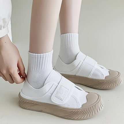 Women's Ribbed Crew Socks (6 Pairs)