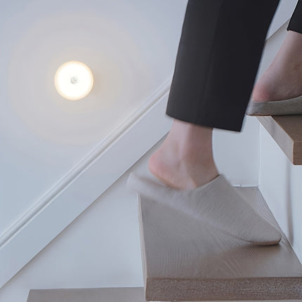 Smart Motion-Activated LED Night Light – USB Rechargeable