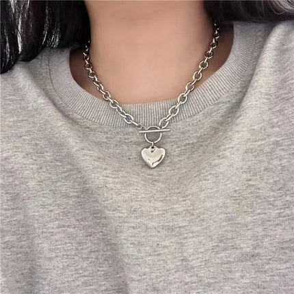Elegant Heart Pendant Set