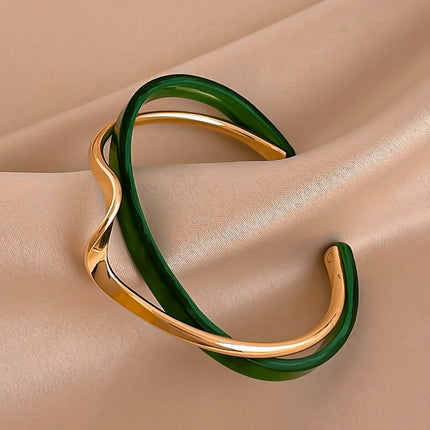 18K Golden Wave Cuff Bangle