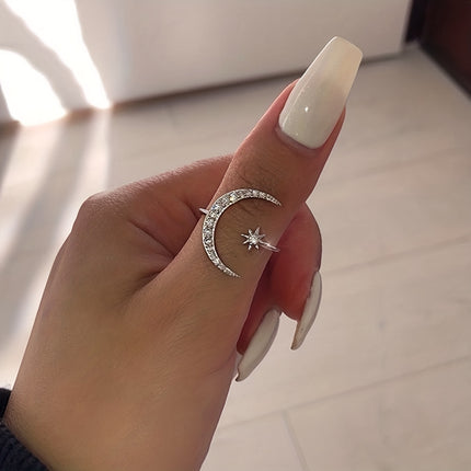 Minimalist Crescent Moon Ring