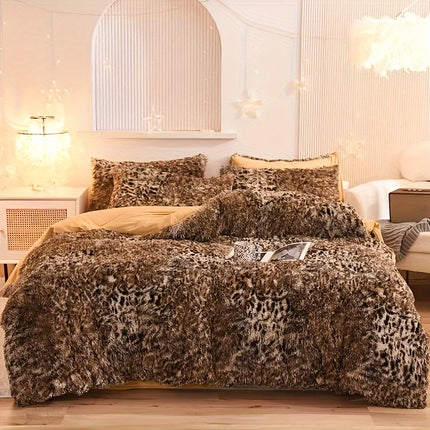 Leopard Print Plush Duvet Set
