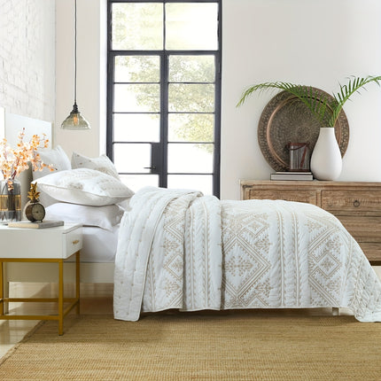 3pcs Luxury Embroidered Quilt Bedspread Set