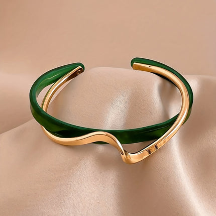 18K Golden Wave Cuff Bangle