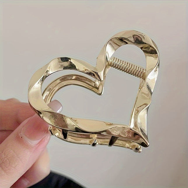 Elegant Vintage Love Heart Claw Clip