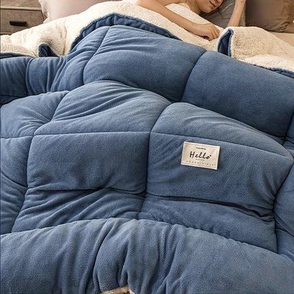 All-Season Quilted Comforter Insert - Soft & Breathable Down Alternative