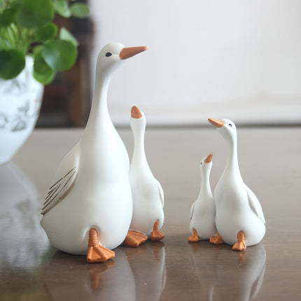 Charming Resin Duck Family Garden Statue - Outdoor Decor