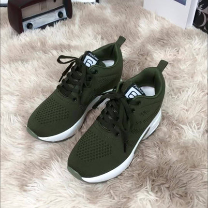 Women's Breathable Woven Sneakers