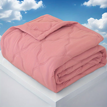 Ultra-Soft Lightweight Quilt - All-Season Comfort