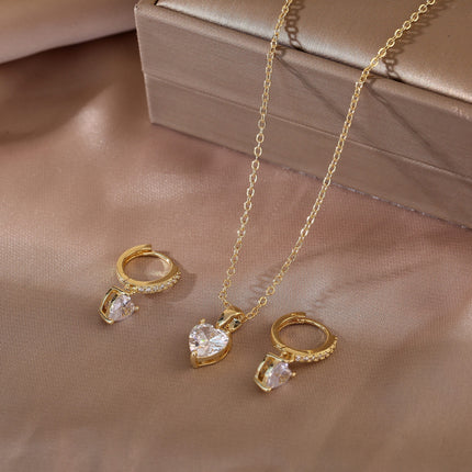 Luxurious Sparkling Heart Jewelry Set