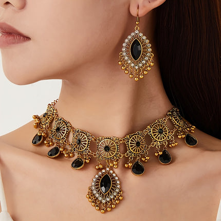 Vintage Hollow Pendant Jewelry Set