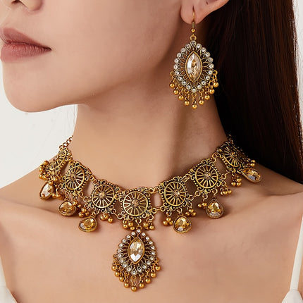 Vintage Hollow Pendant Jewelry Set