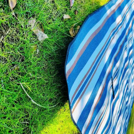 Water-Resistant Picnic Blanket: Perfect for Outdoor Adventures