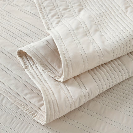All-Season Ultra-Soft Quilted Comforter Insert
