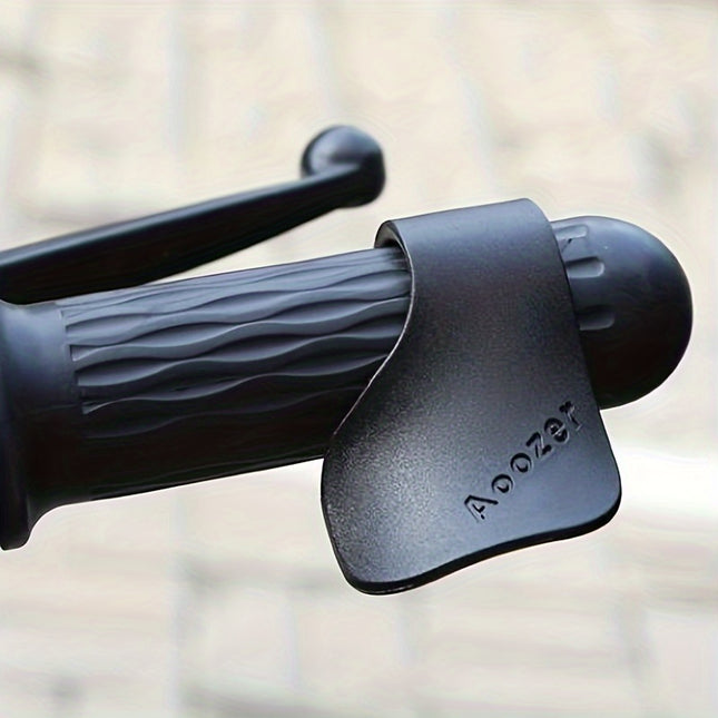 Labor-Saving Motorcycle Throttle Rocker for Long Rides