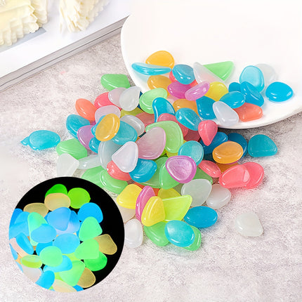 Luminous Pebbles – Glow-in-the-Dark Garden Magic