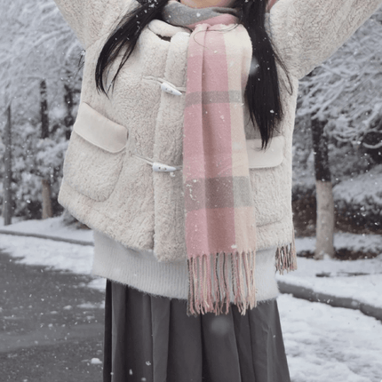 Cozy British-Inspired Plaid Winter Scarf