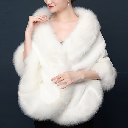 Luxurious Baroque-Style Faux Fur Shawl