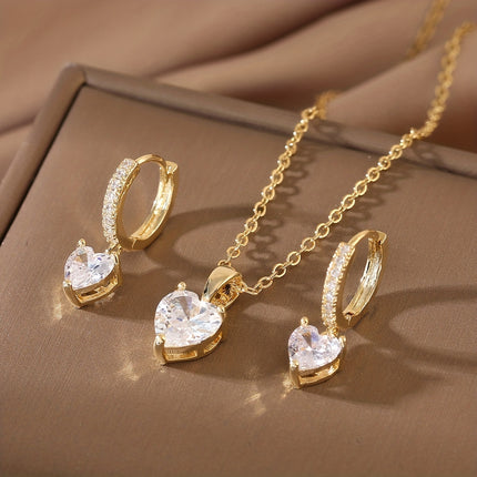Luxurious Sparkling Heart Jewelry Set