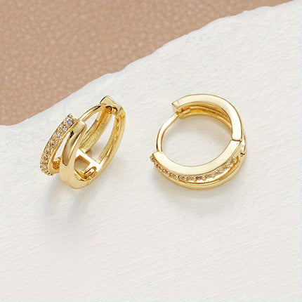 Elegant Gold C-Shaped Earrings
