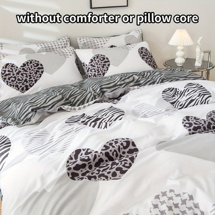 Leopard Print Heart Comforter Set - Cozy & Stylish Bedding