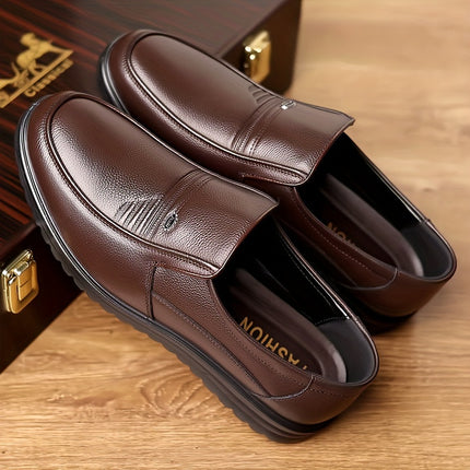 Men’s Solid Color Leather Loafers