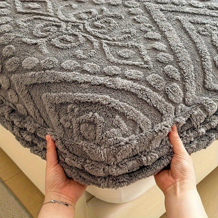 Space-Themed Embossed Taffeta Bedding Set - 3pcs