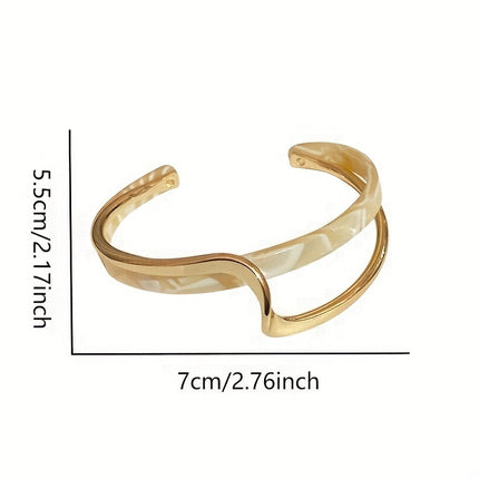 18K Golden Wave Cuff Bangle