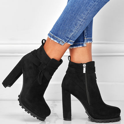 Fashionable Chunky Heel Riding Boots