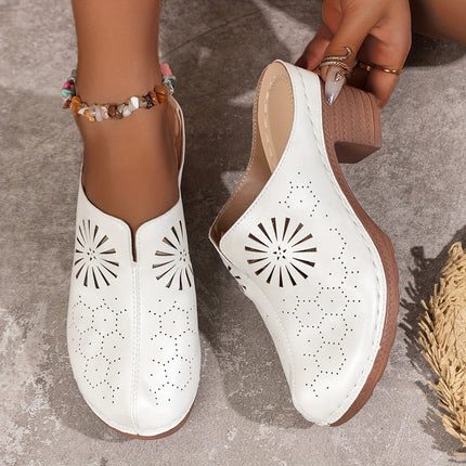 Floral Pattern Women's Clogs