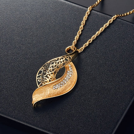 Hollow Leaf Rhinestone Jewelry Set