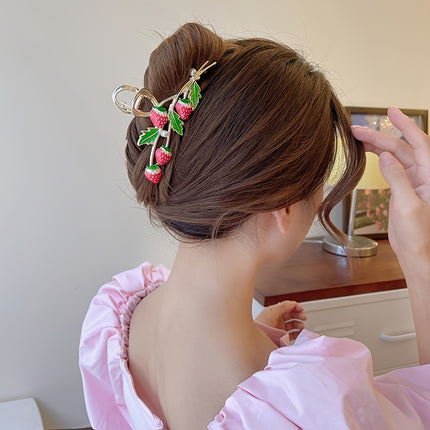 Trendy Strawberry Hair Claw – Stylish Metal Clip