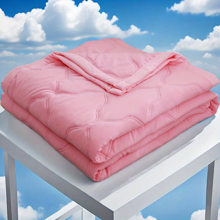 Ultra-Soft Lightweight Quilt - All-Season Comfort