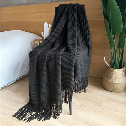 Knitted Throw Blanket with Tassels - Lightweight & Cozy