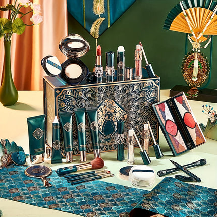 23-Piece Luxury Makeup Set
