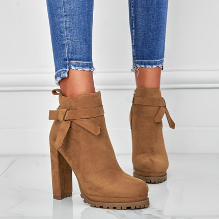Fashionable Chunky Heel Riding Boots