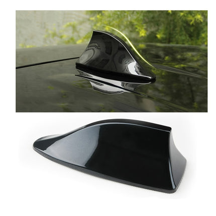 Sleek Universal Shark Fin Antenna