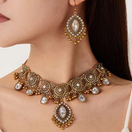 Vintage Hollow Pendant Jewelry Set