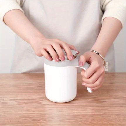 Magnetic Stirring Coffee Mug – Self Mixing for Easy Enjoyment