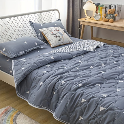 Preppy Plaid Summer Quilt - Lightweight & Breathable