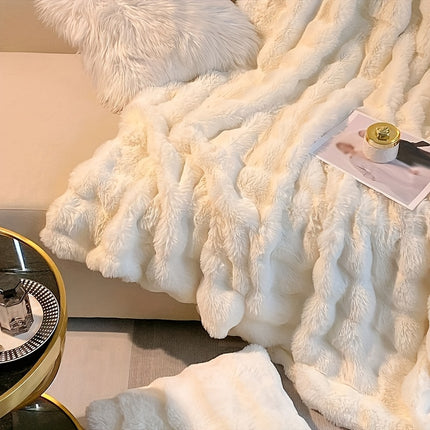 Cozy Bubble Rabbit Plush Blanket - All-Season Comfort