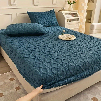 Winter Thickened Taffeta Velvet Fitted Sheet – Soft & Cozy