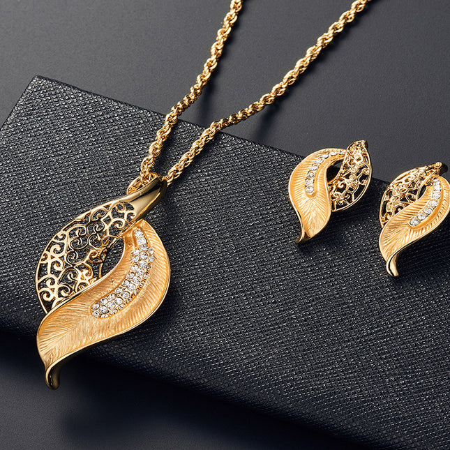 Hollow Leaf Rhinestone Jewelry Set